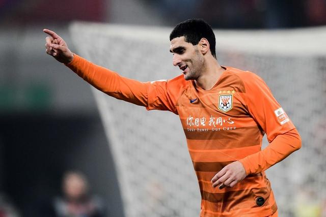  法国国脚租借回归老东家救主  