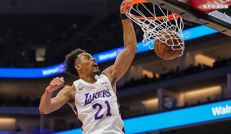  亚历山大全面发挥雷霆击败勇士冲季后赛