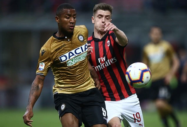  AC米兰客场遭亚特兰大逼平错失缩小分差良机