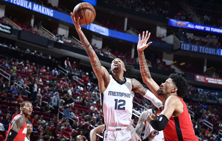  莫兰特暴扣准绝杀灰熊主场力克太阳止连败